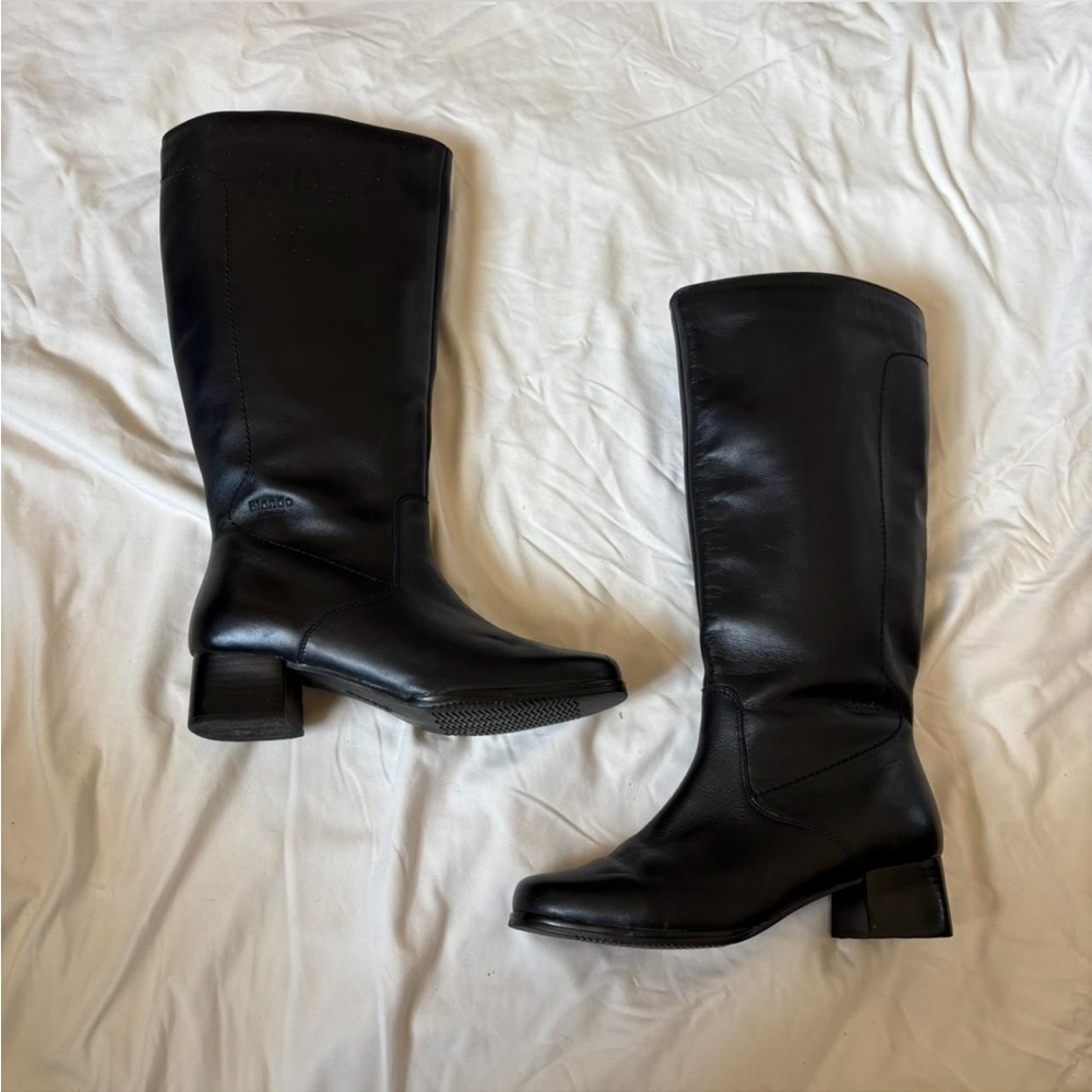 Blondo Black Leather Heeled Boots Weather Proof